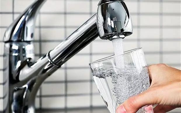 家里到底要不要安裝凈水器？自來水要不要過濾再使用？